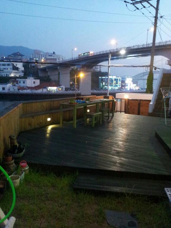 Tongyeong Camellia House Villa Bagian luar foto